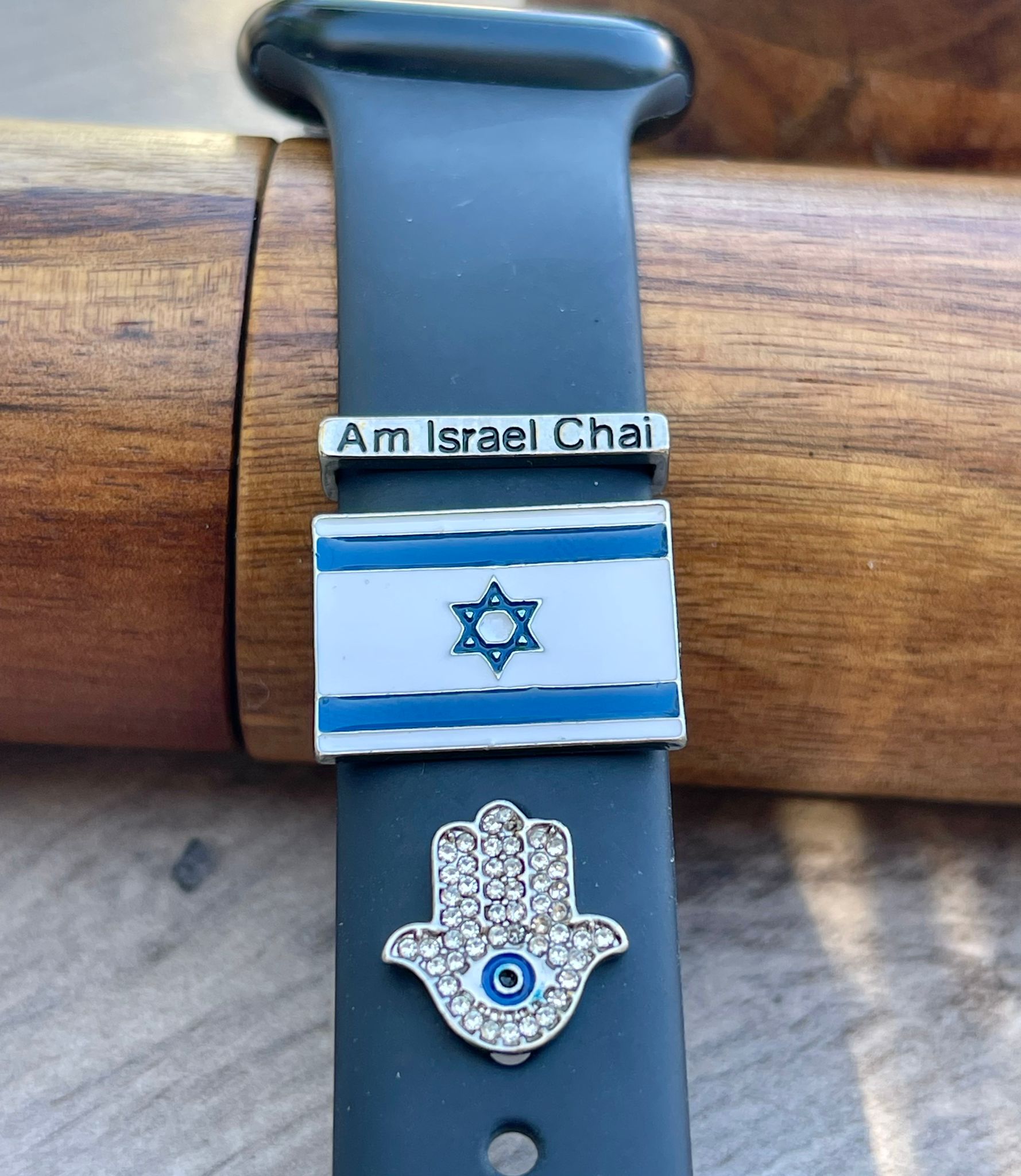 "Am Israel Chai" Watch Band Charm – Apple & Smartwatch Compatible